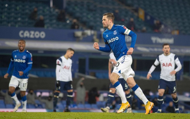 他需要持续 他需要持续